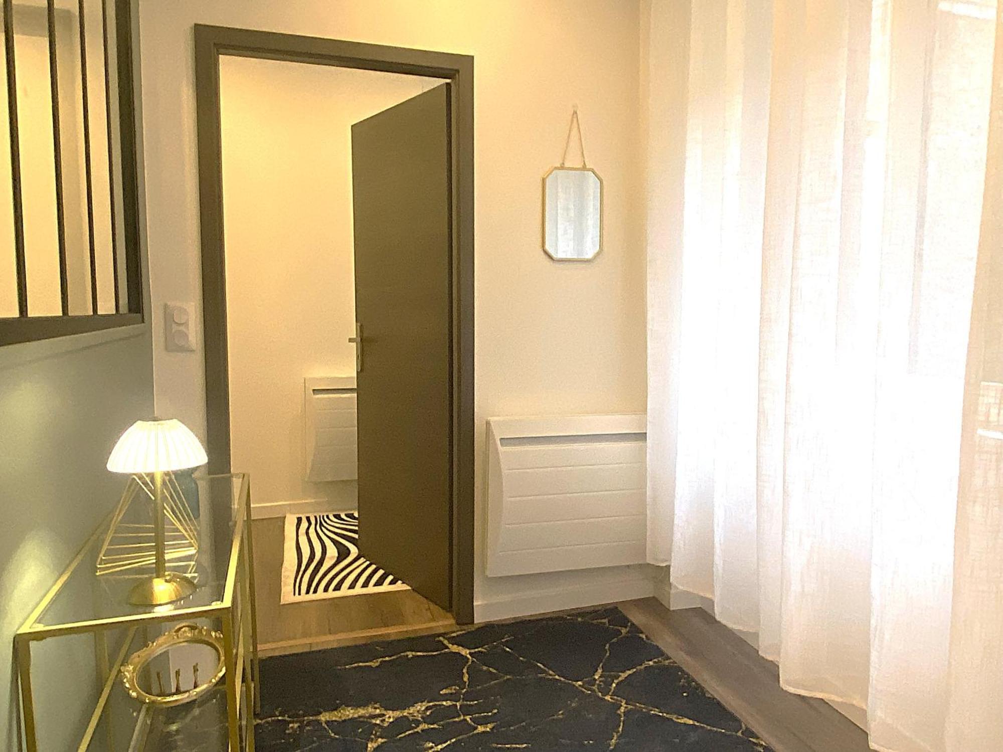 Hypercentre Calme - Le Gatsby - Coconhome Besançon Dış mekan fotoğraf